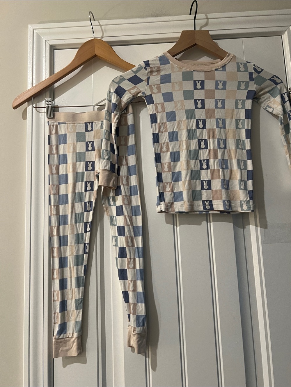 "Dreamy Zzz" Hopscotch Checkered Bunny Bamboo Pajamas.